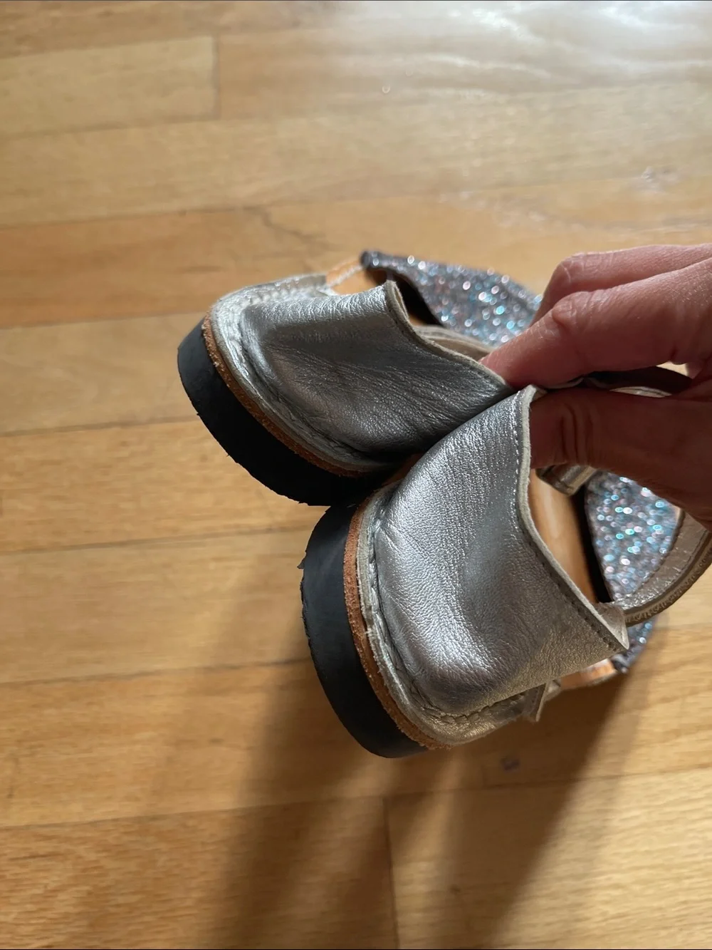 Girls Pons Avarcas Sandals size 3